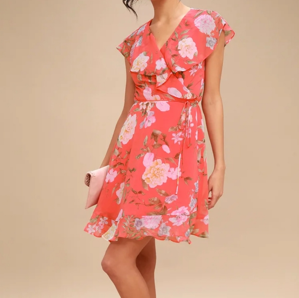 Meet me in the garden lulus coral floral wrap dress,  Small